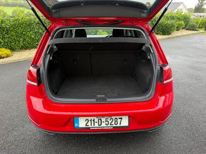 Volkswagen Golf 2021