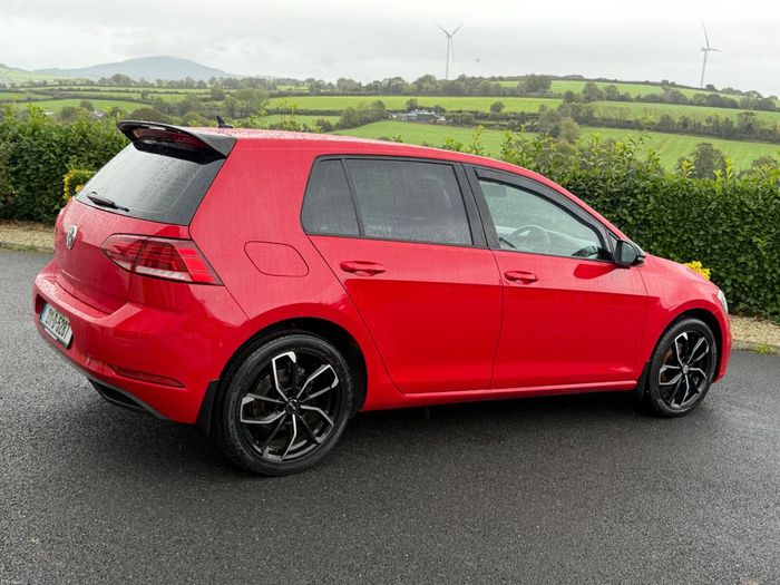 Volkswagen Golf 2021
