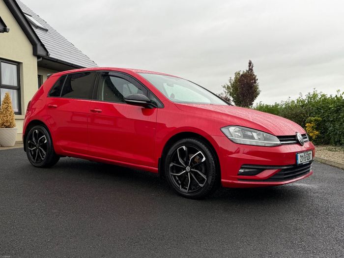 Volkswagen Golf 2021