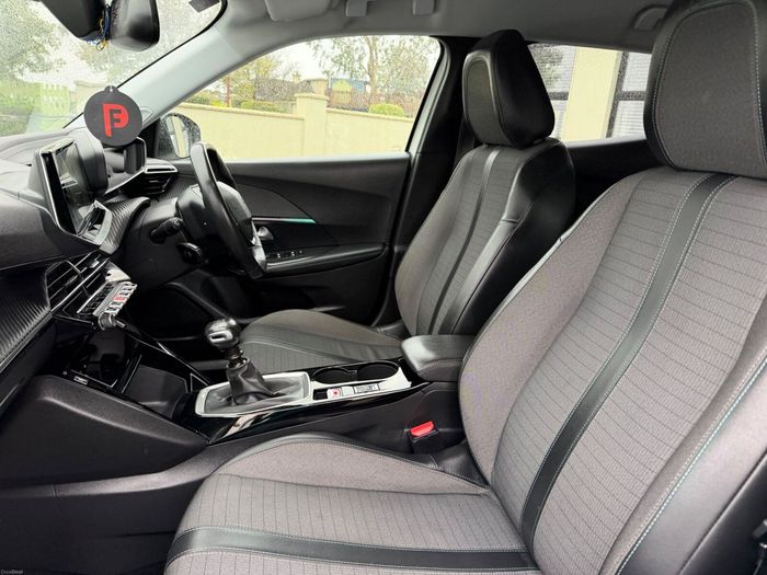 Peugeot 2008 2021