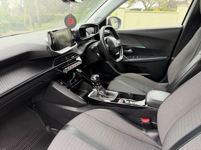 Peugeot 2008 2021