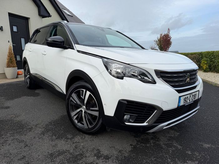 Peugeot 5008 2019