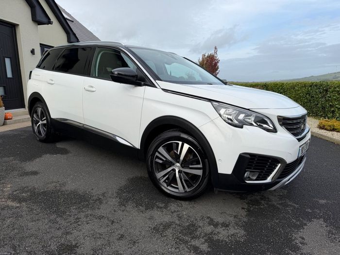 Peugeot 5008 2019