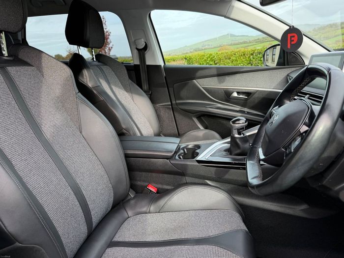 Peugeot 5008 2019