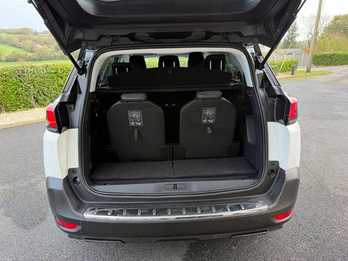 Peugeot 5008 2019