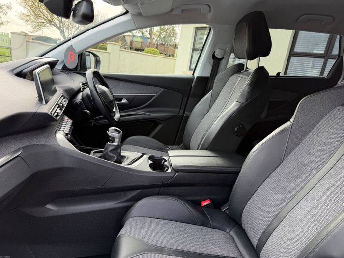 Peugeot 5008 2019