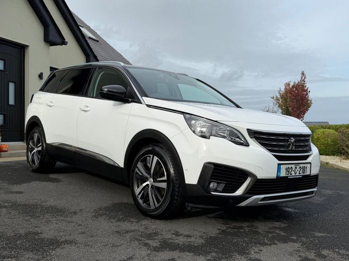Peugeot 5008 2019