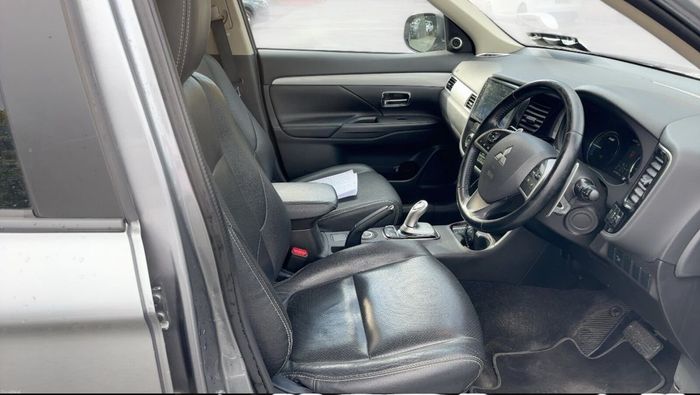 Mitsubishi Outlander 2014