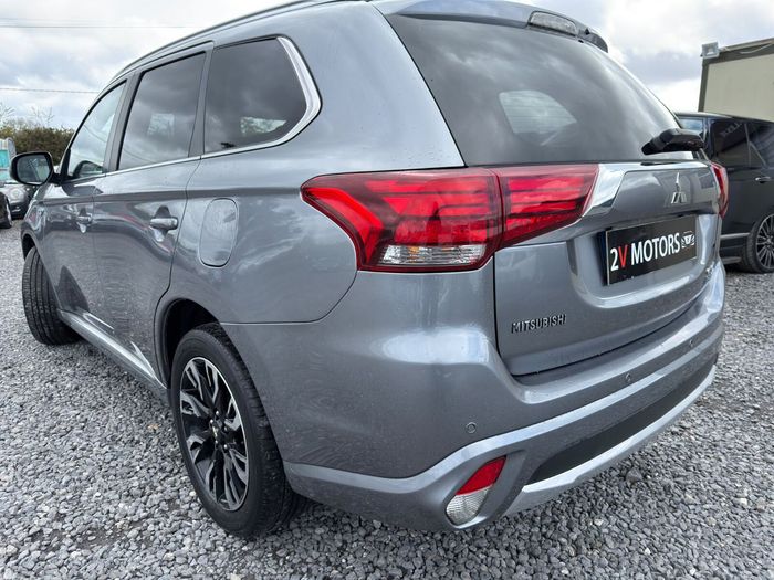 Mitsubishi Outlander 2016