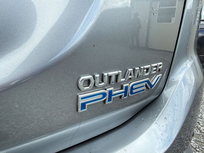 Mitsubishi Outlander 2016
