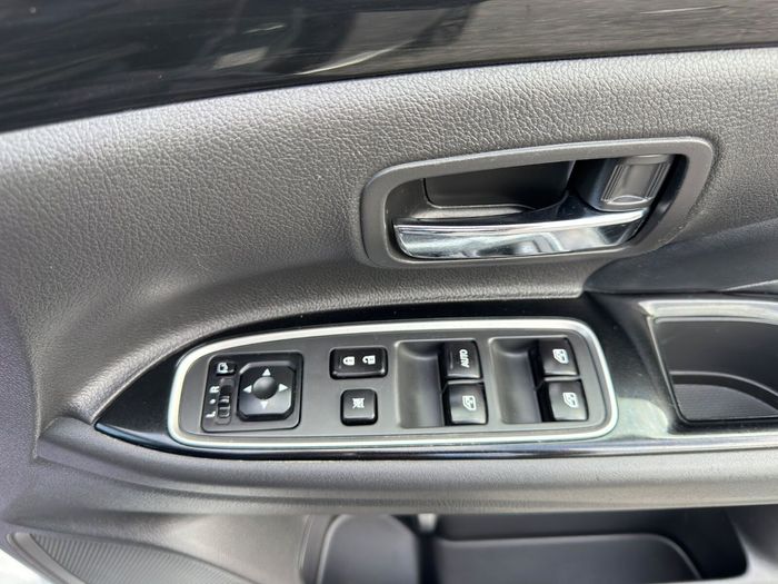 Mitsubishi Outlander 2016