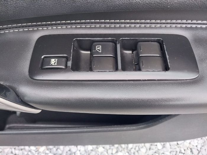 Nissan Qashqai +2 2012