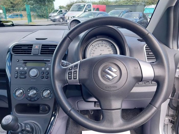 Suzuki Splash 2014
