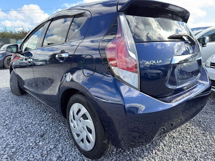 Toyota Aqua 2016