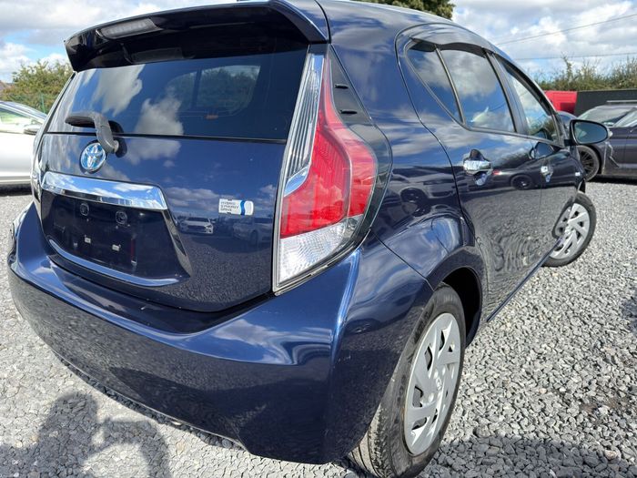 Toyota Aqua 2016
