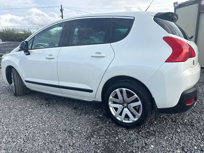 Peugeot 3008 2012