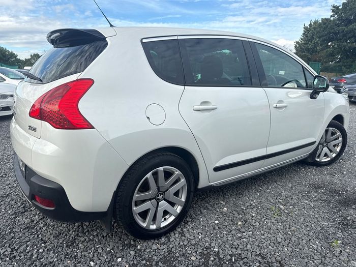 Peugeot 3008 2012