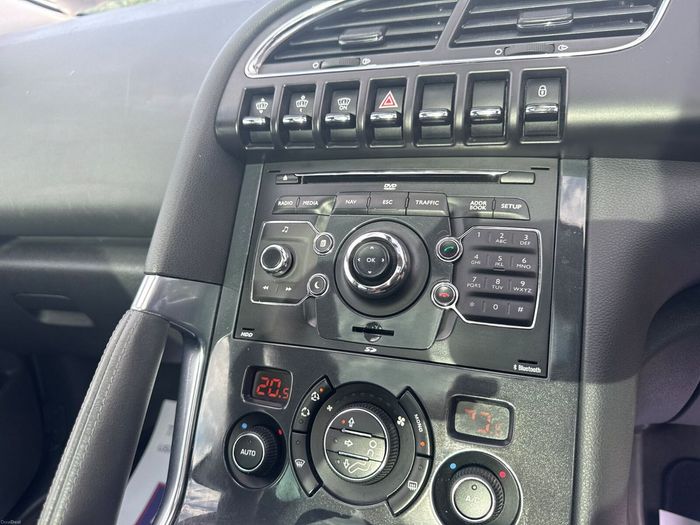 Peugeot 3008 2012
