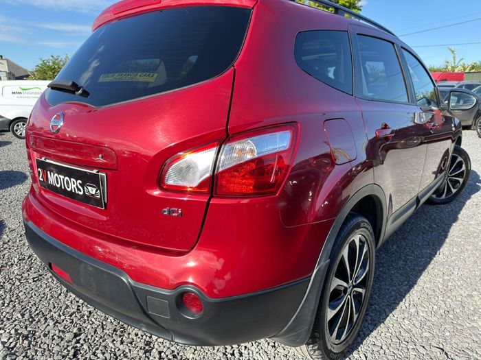 Nissan Qashqai +2 2014