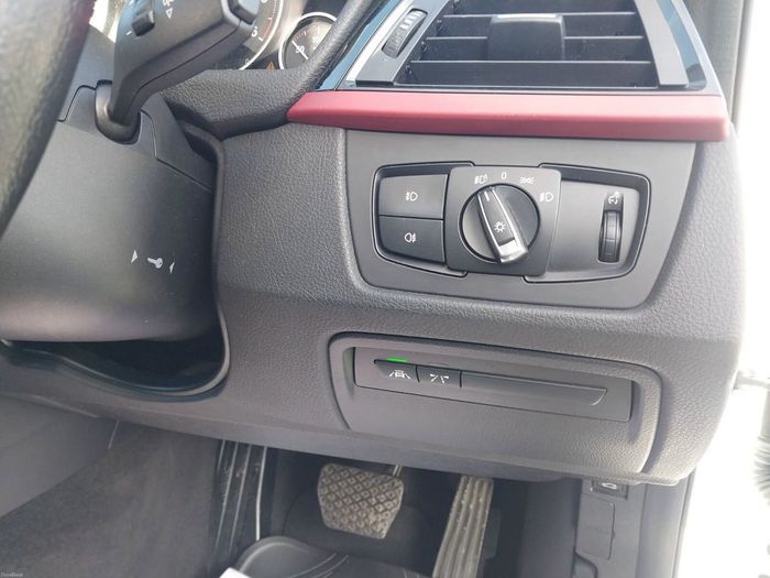BMW 3 Series 2015