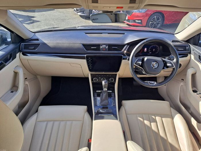 Skoda Superb 2022