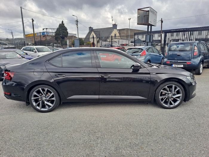 Skoda Superb 2019
