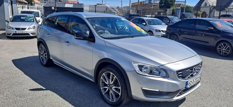 Volvo V60 2015