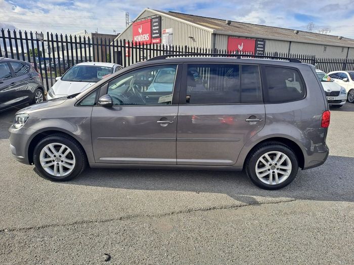 Volkswagen Touran 2012