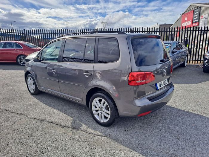 Volkswagen Touran 2012