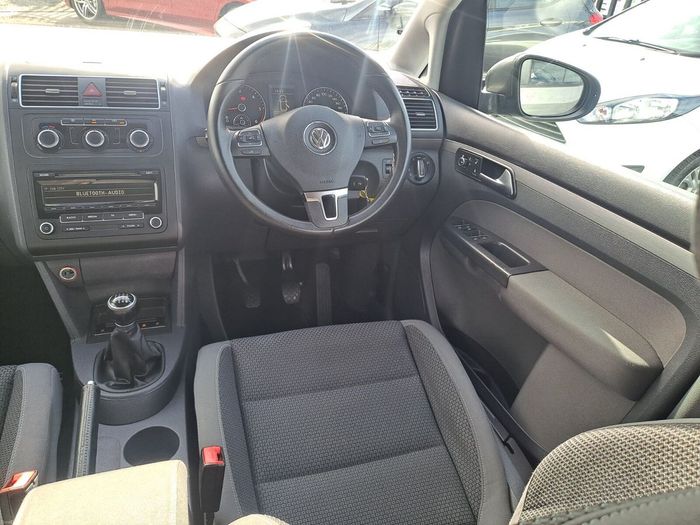 Volkswagen Touran 2012