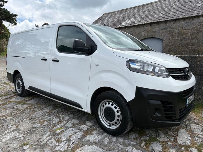 Opel Vivaro 2022