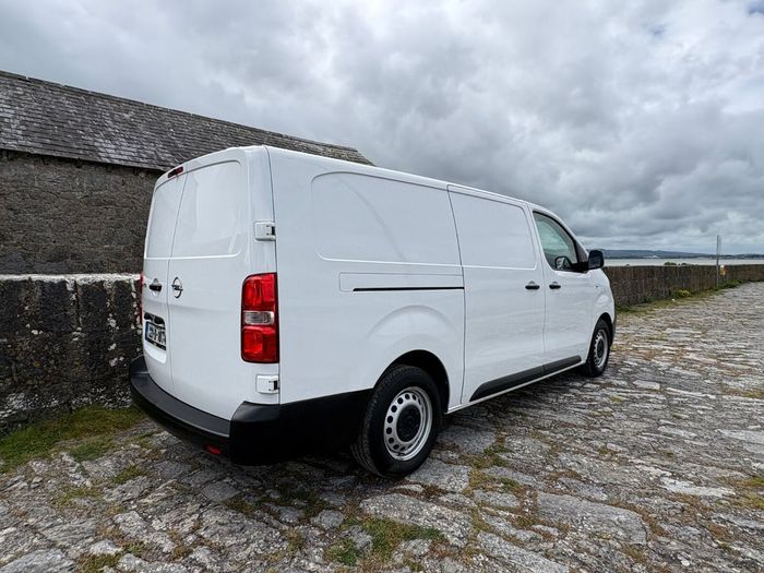 Opel Vivaro 2022