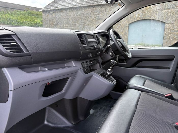 Opel Vivaro 2022