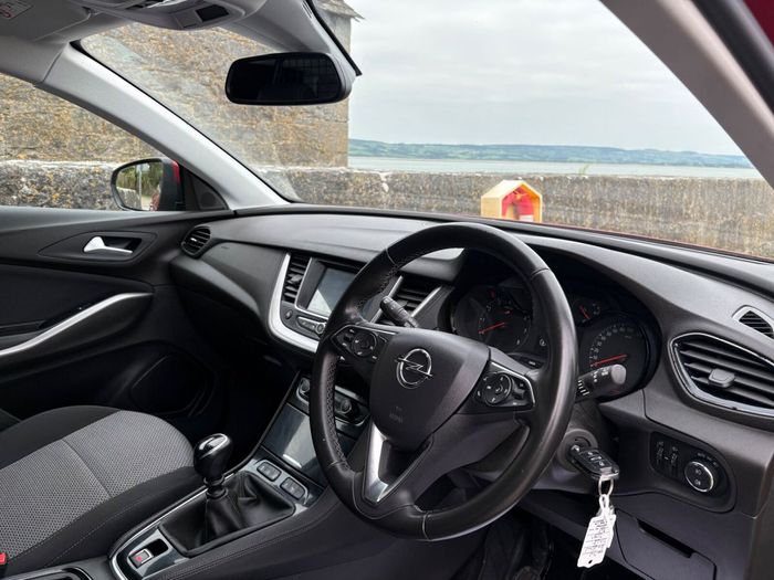 Opel GRANDLAND X 2021
