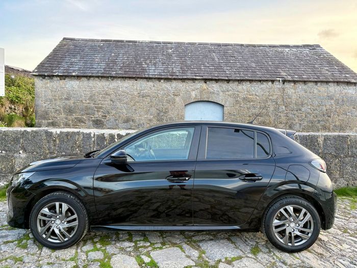 Peugeot 208 2022