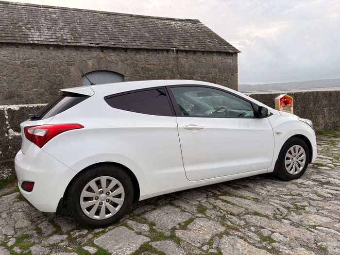 Hyundai i30 2016