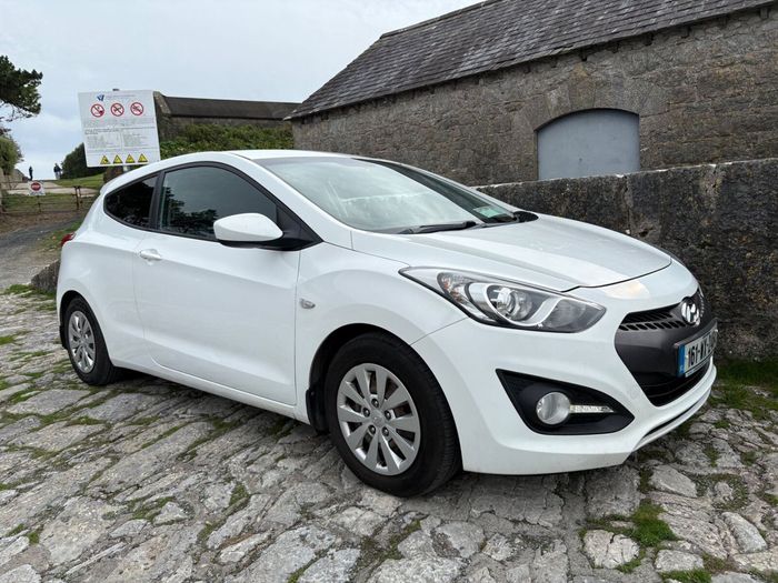 Hyundai i30 2016