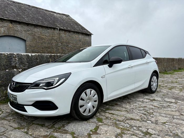 Opel Astra 2022