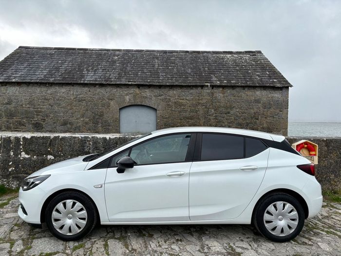 Opel Astra 2022