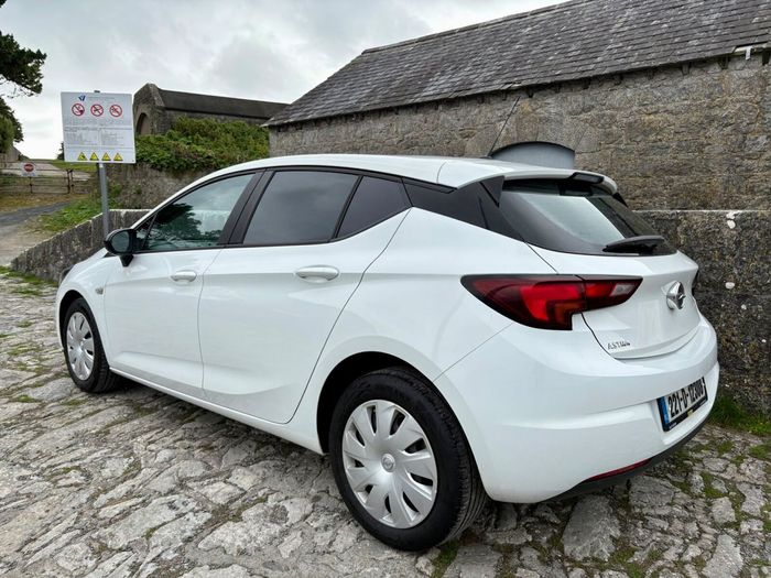 Opel Astra 2022