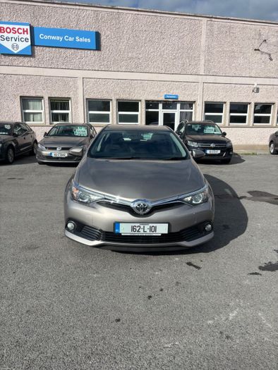 Toyota Auris 2016