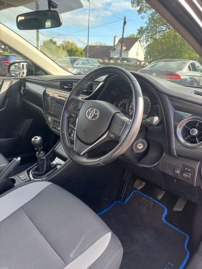 Toyota Auris 2016