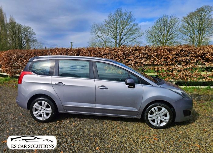 Peugeot 5008 2015