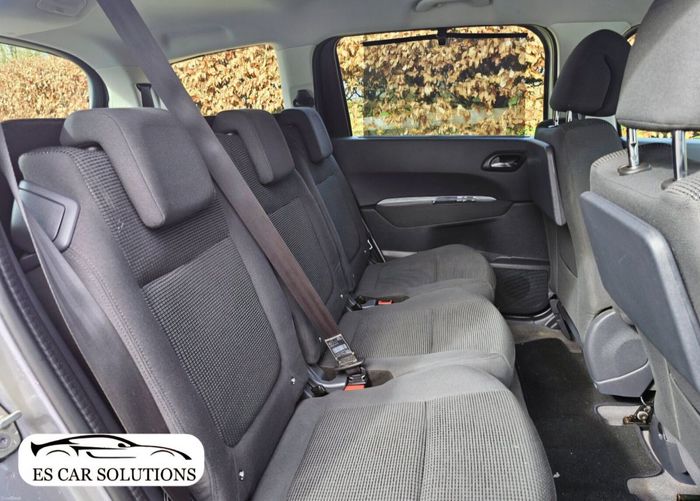 Peugeot 5008 2015