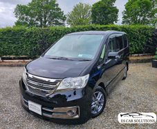 Nissan Serena 2012