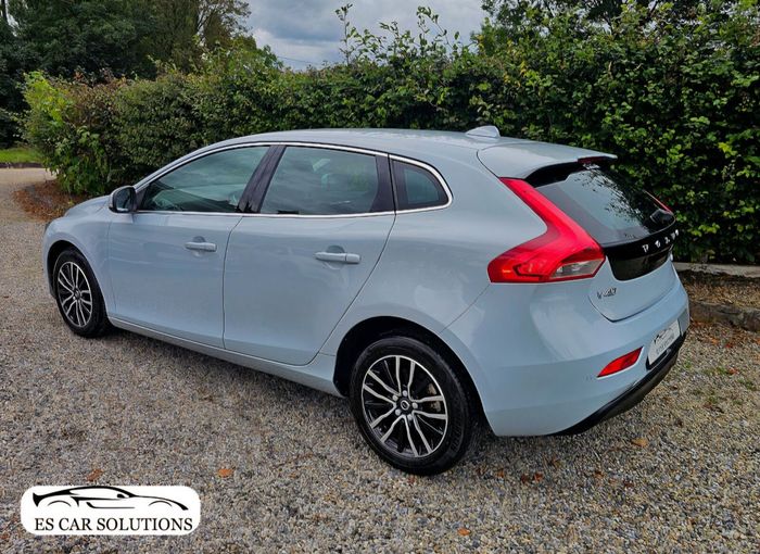 Volvo V40 2016