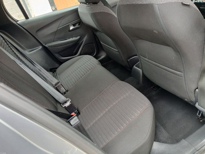 Peugeot 208 2022