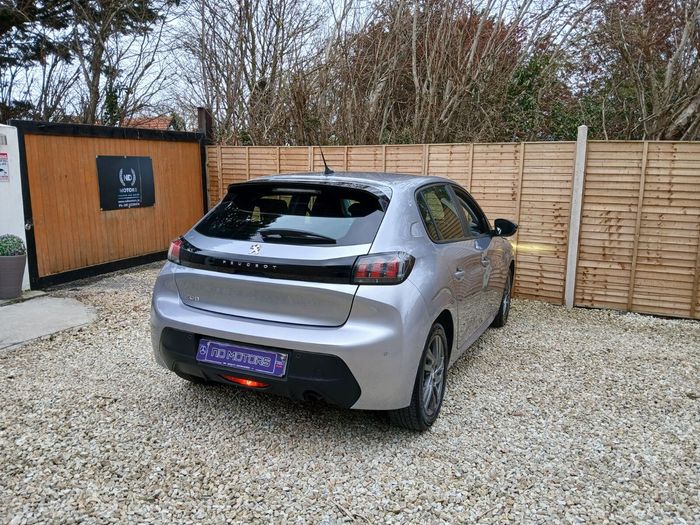 Peugeot 208 2022