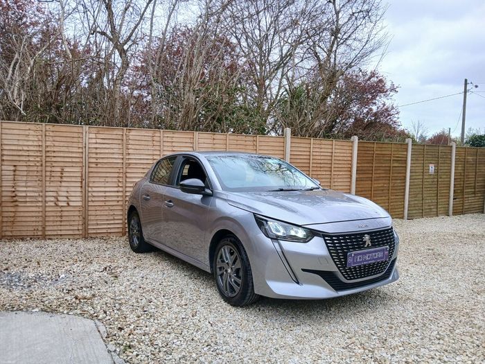 Peugeot 208 2022