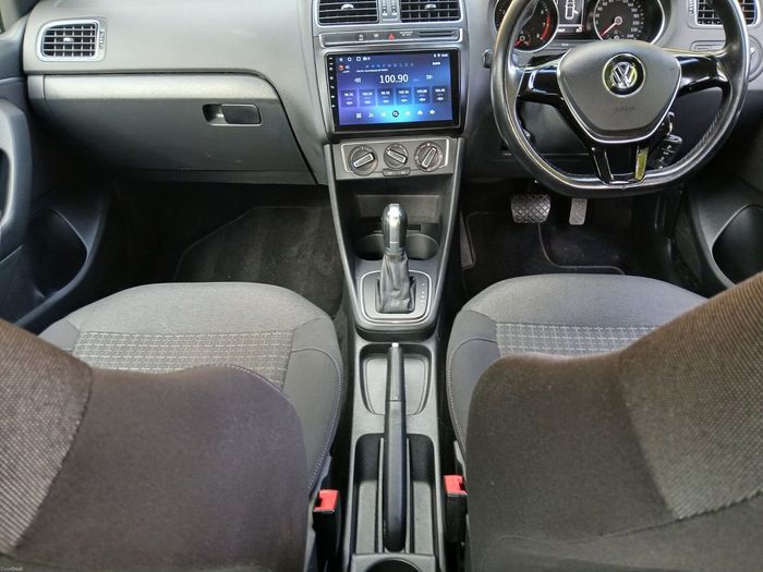 Volkswagen Polo 2016